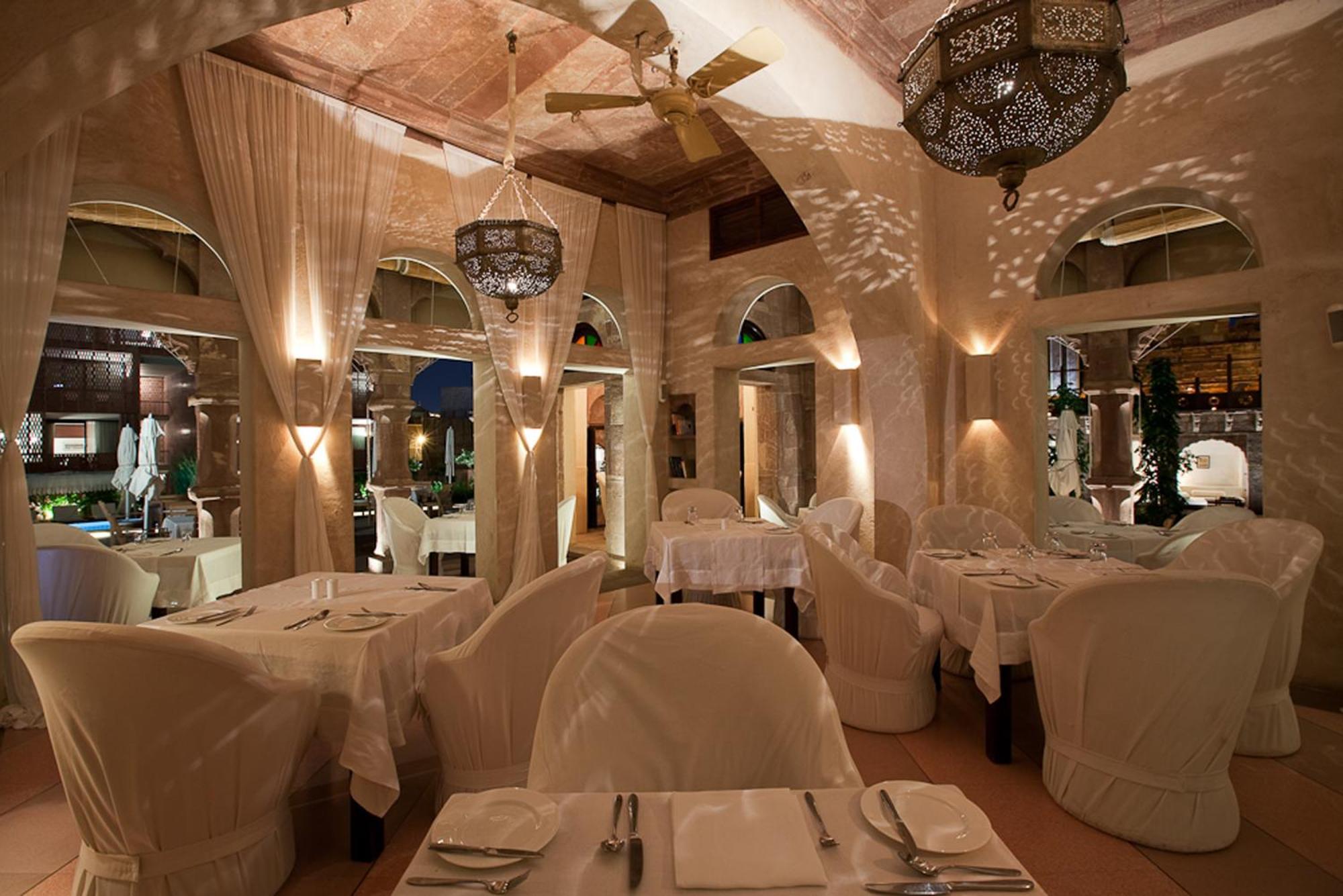 Hotel Raas Jodhpur Džódhpur Restaurace fotografie